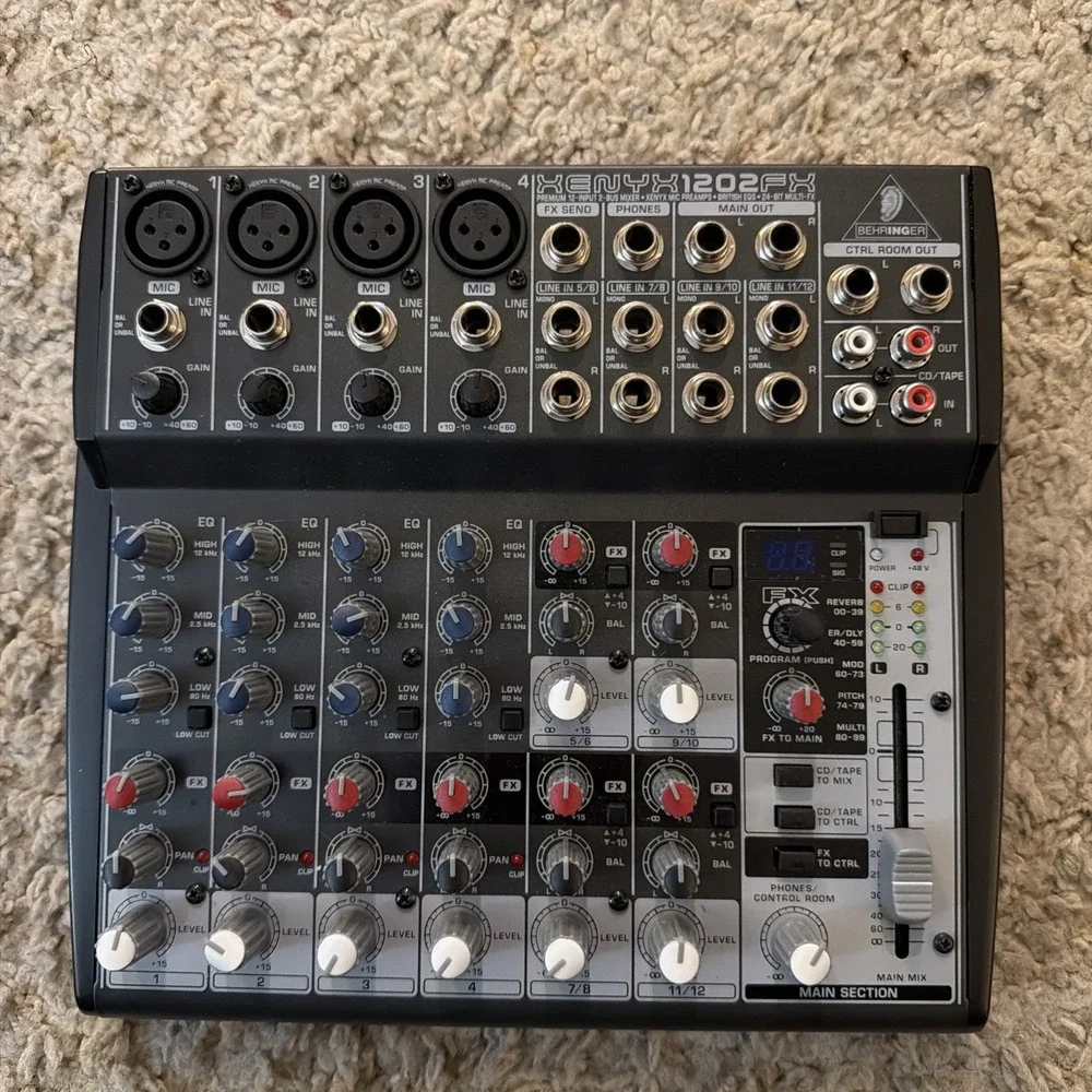 Behringer XENYX 1202FX Compact Mixer 12 CH 24bit Multi-Effector Untested No Cord